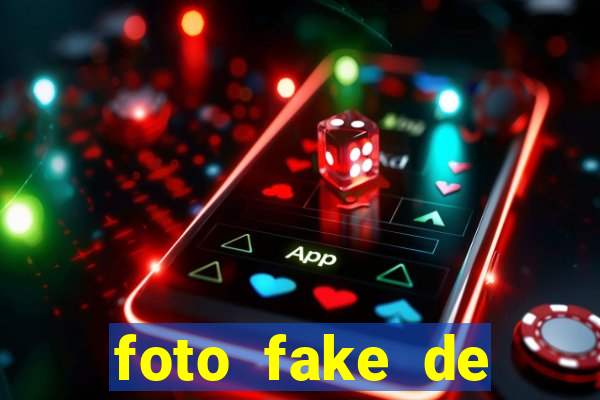 foto fake de mulher no espelho