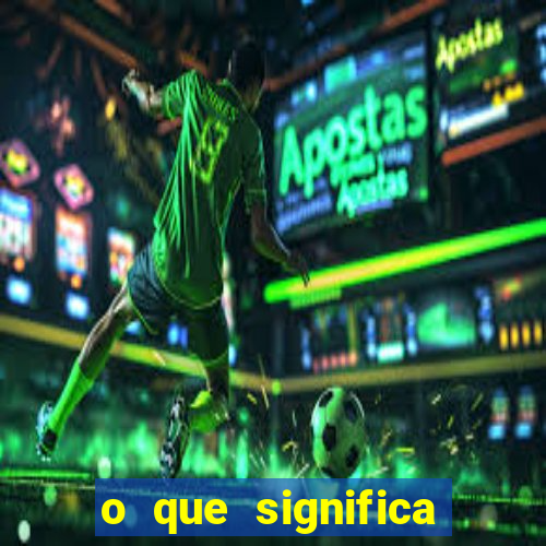 o que significa sonhar dobrando roupas