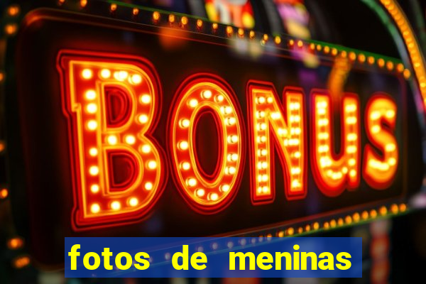 fotos de meninas no espelho fake