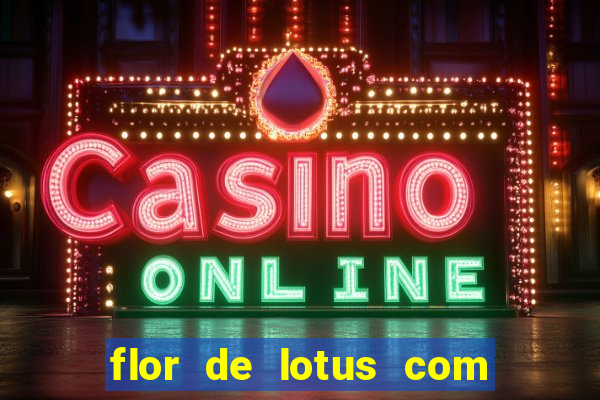 flor de lotus com lua tatuagem