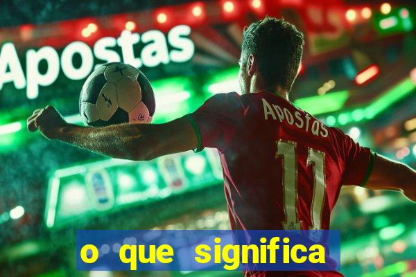 o que significa quando a luz acende sozinha