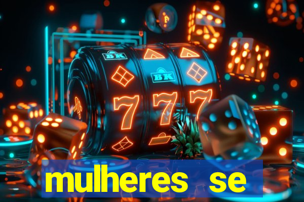 mulheres se exibindo ao vivo