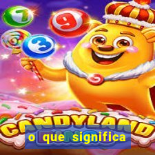 o que significa sonhar com o silvio santos